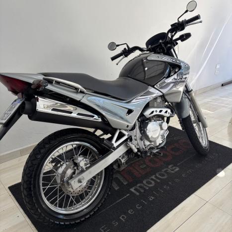 HONDA NX Falcon 400, Foto 4