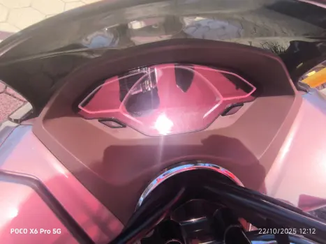 HONDA PCX 150 DLX, Foto 3