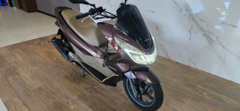 HONDA PCX 150 DLX, Foto 2