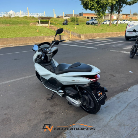 HONDA PCX 150 DLX, Foto 3