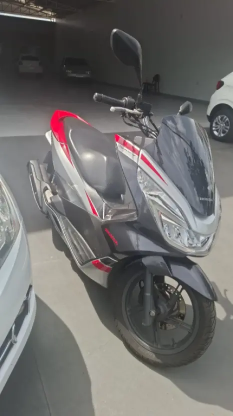 HONDA PCX 150 SPORT, Foto 5