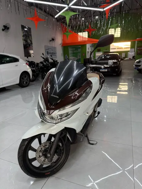 HONDA PCX 160 DLX ABS, Foto 2