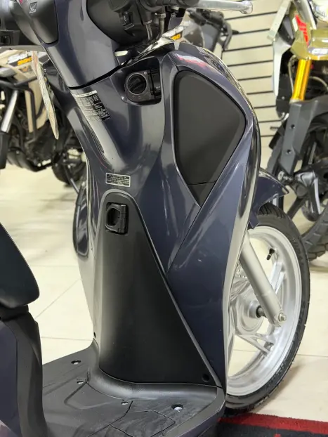 HONDA SH 150 I , Foto 4