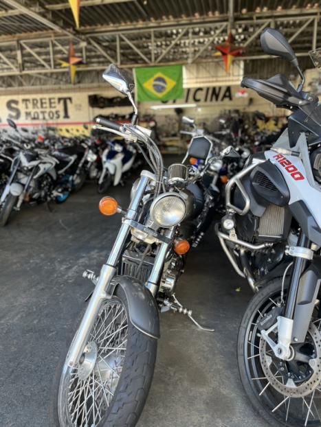 HONDA Shadow VT 600, Foto 3