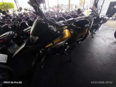 HONDA XRE 300 , Foto 1