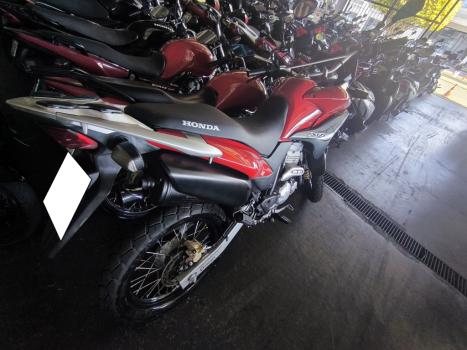 HONDA XRE 300 , Foto 5