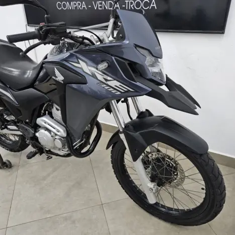 HONDA XRE 300 ABS, Foto 2