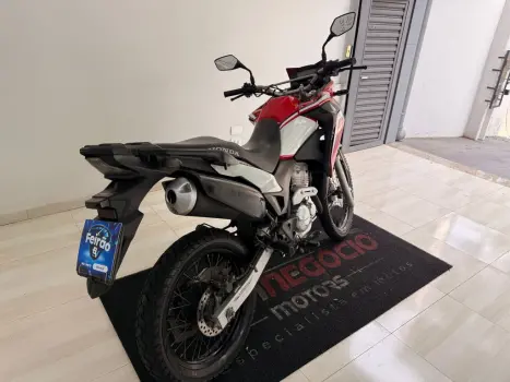 HONDA XRE 300 ABS, Foto 2