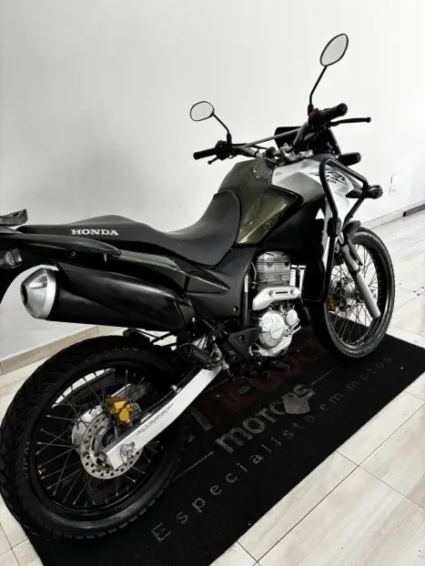 HONDA XRE 300 ABS, Foto 2