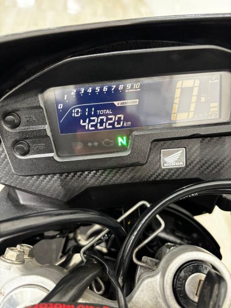 HONDA XRE 300 ABS, Foto 6