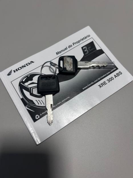 HONDA XRE 300 ABS, Foto 11