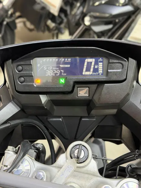 HONDA XRE 300 ABS, Foto 12