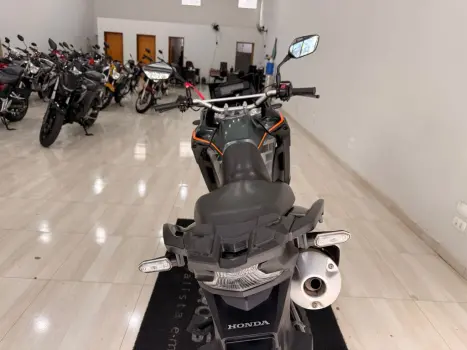 HONDA XRE 300 ADVENTURE, Foto 2