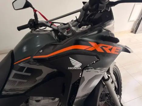 HONDA XRE 300 ADVENTURE, Foto 4
