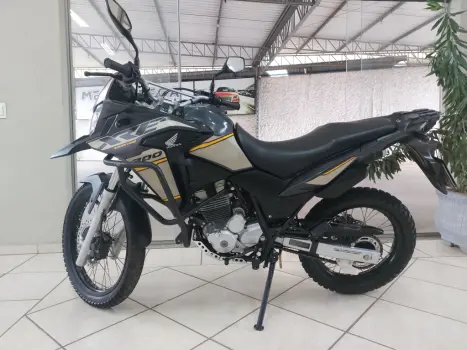 HONDA XRE 300 ADVENTURE, Foto 2