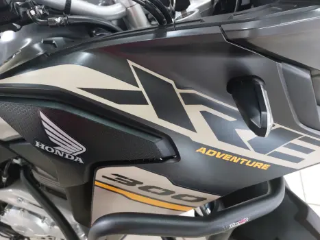 HONDA XRE 300 ADVENTURE, Foto 8