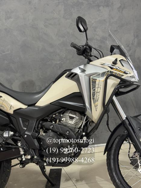 HONDA XRE 300 ADVENTURE, Foto 5