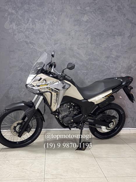 HONDA XRE 300 ADVENTURE, Foto 6