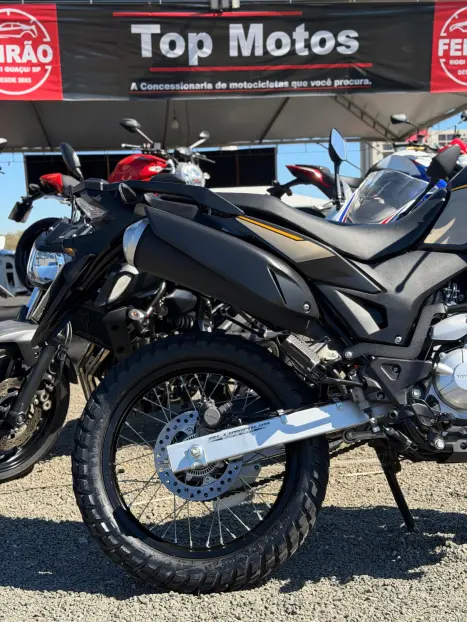 HONDA XRE 300 ADVENTURE, Foto 4
