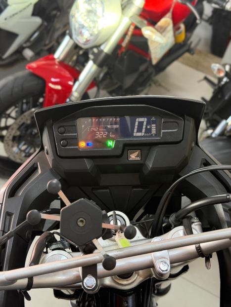 HONDA XRE 300 ADVENTURE, Foto 12