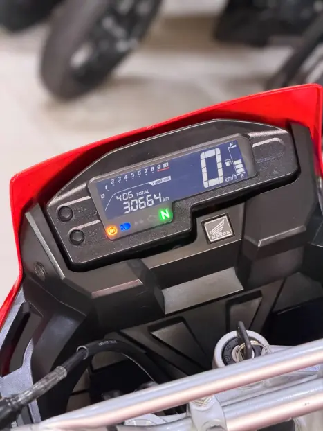 HONDA XRE 300 ADVENTURE, Foto 12
