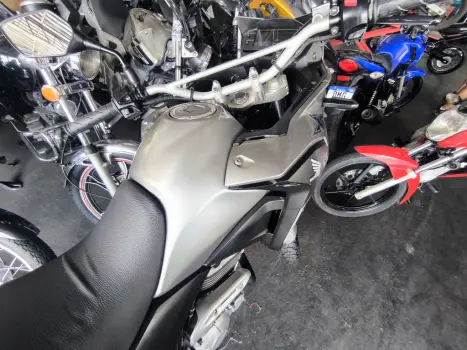 HONDA XRE 300 FLEX, Foto 4