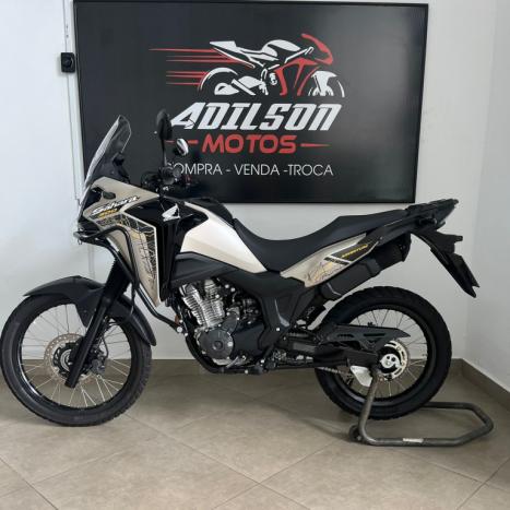 HONDA XRE 300 Sahara ADVENTURE, Foto 1