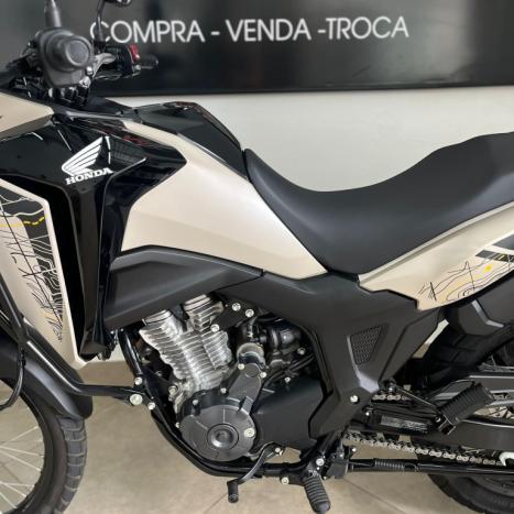 HONDA XRE 300 Sahara ADVENTURE, Foto 3