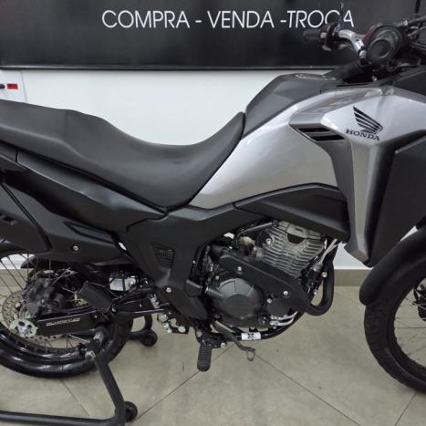 HONDA XRE 300 Sahara , Foto 4
