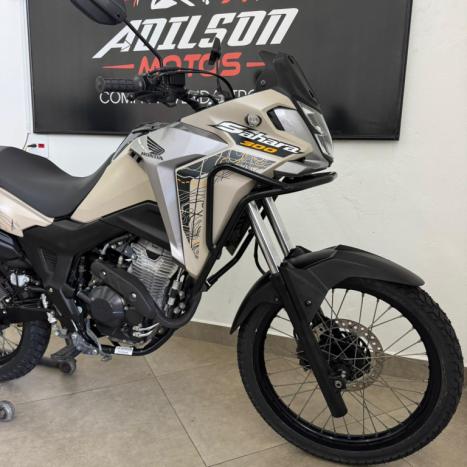 HONDA XRE 300 Sahara ADVENTURE, Foto 2