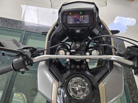 HONDA XRE 300 Sahara ADVENTURE, Foto 3