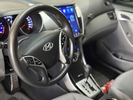 HYUNDAI Elantra 1.8 16V 4P, Foto 11