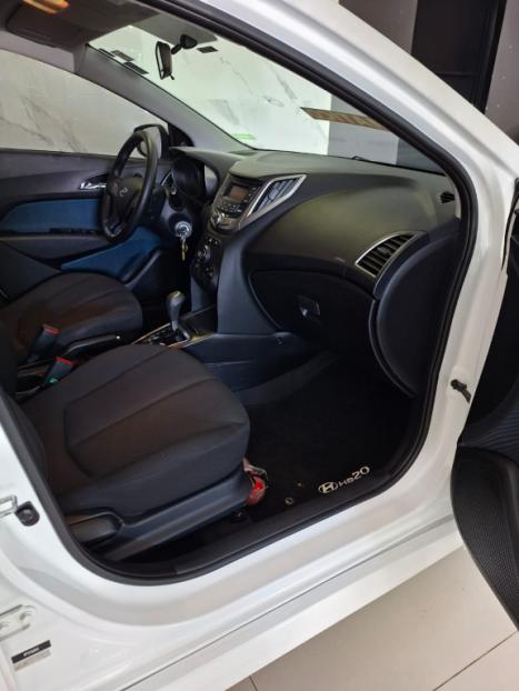 HYUNDAI HB 20 Hatch 1.6 16V 4P FLEX COMFORT PLUS AUTOMTICO, Foto 14