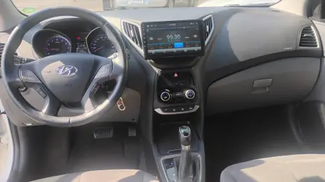 HYUNDAI HB 20 Hatch 1.6 16V 4P PREMIUM FLEX AUTOMÁTICO, Foto 4 HYUNDAI HB 20 Hatch 1.6 16V 4P PREMIUM FLEX AUTOMÁTICO, Foto 4