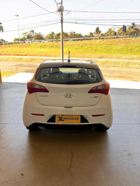 HYUNDAI HB 20 Hatch 1.6 16V 4P FLEX SPICY, Foto 5