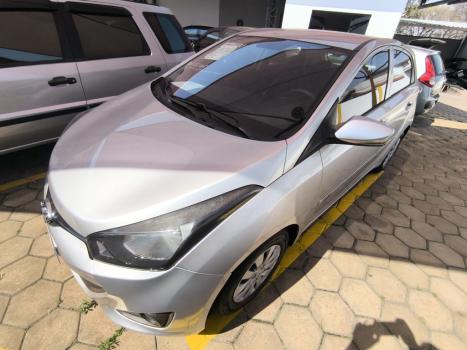 HYUNDAI HB 20 Hatch 1.6 16V 4P FLEX COMFORT PLUS, Foto 2