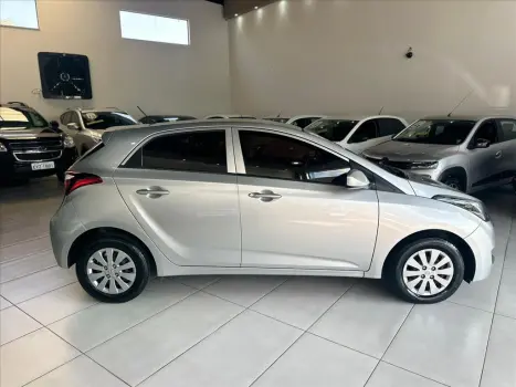 HYUNDAI HB 20 Hatch 1.0 12V 4P FLEX UNIQUE, Foto 9