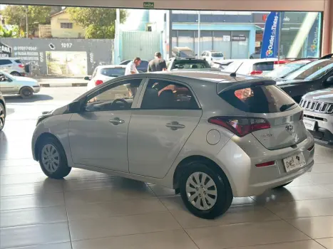 HYUNDAI HB 20 Hatch 1.0 12V 4P FLEX UNIQUE, Foto 10