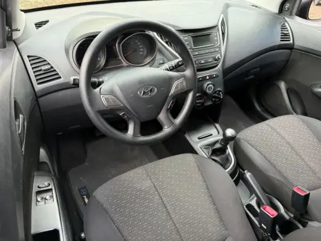 HYUNDAI HB 20 Hatch 1.0 12V 4P FLEX UNIQUE, Foto 6
