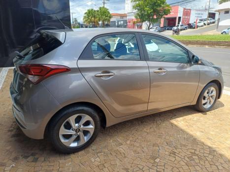 HYUNDAI HB 20 Hatch 1.6 16V 4P FLEX COMFORT STYLE AUTOM�TICO, Foto 8