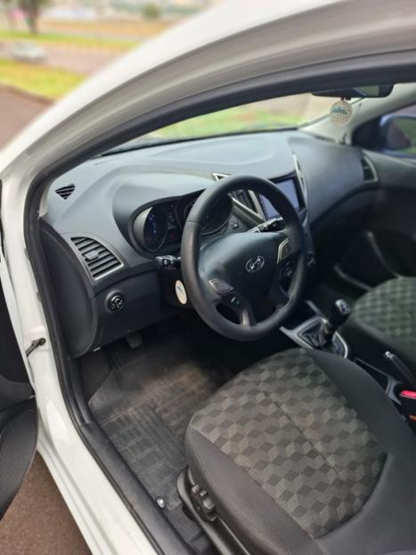 HYUNDAI HB 20 Hatch 1.6 16V 4P FLEX COMFORT PLUS, Foto 9