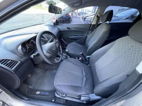 HYUNDAI HB 20 Hatch 1.0 12V 4P FLEX UNIQUE, Foto 9