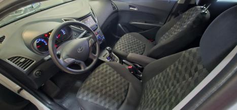 HYUNDAI HB 20 Hatch 1.6 16V 4P COMFORT FLEX AUTOM�TICO, Foto 5