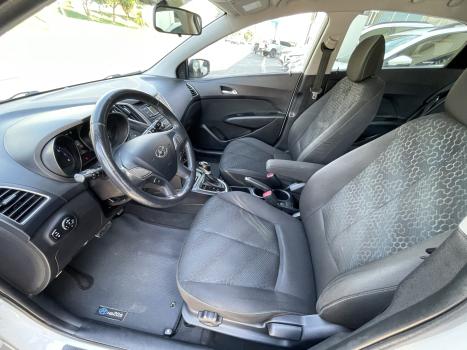 HYUNDAI HB 20 Hatch X 1.6 16V 4P PREMIUM FLEX AUTOM�TICO, Foto 12