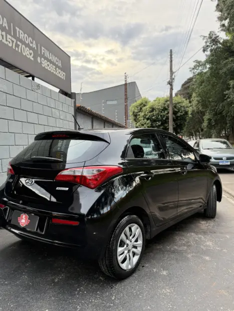 HYUNDAI HB 20 Hatch 1.6 16V 4P FLEX COMFORT PLUS AUTOM�TICO, Foto 6