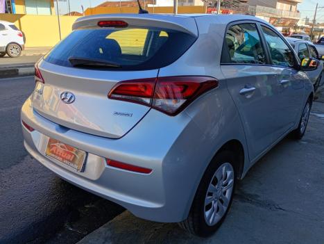 HYUNDAI HB 20 Hatch 1.6 16V 4P FLEX COMFORT PLUS AUTOM�TICO, Foto 4