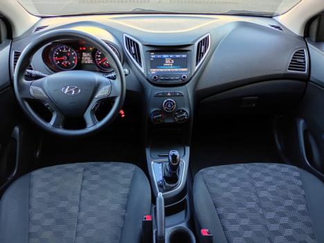 HYUNDAI HB 20 Hatch 1.6 16V 4P FLEX COMFORT PLUS AUTOM�TICO, Foto 9