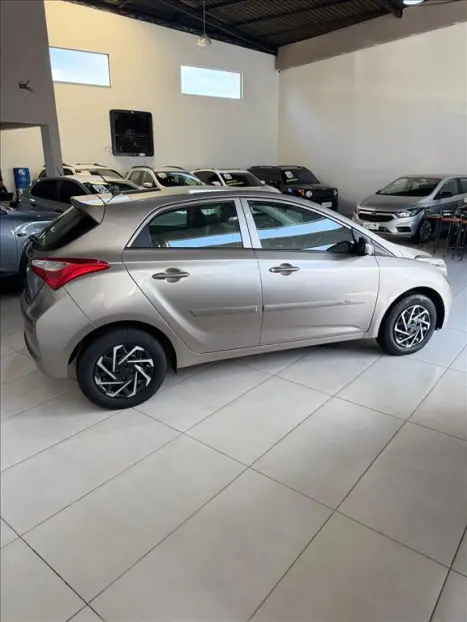 HYUNDAI HB 20 Hatch 1.0 12V 4P FLEX COMFORT, Foto 9