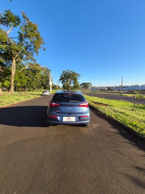 HYUNDAI HB 20 Hatch 1.6 16V 4P FLEX COMFORT PLUS AUTOM�TICO, Foto 4