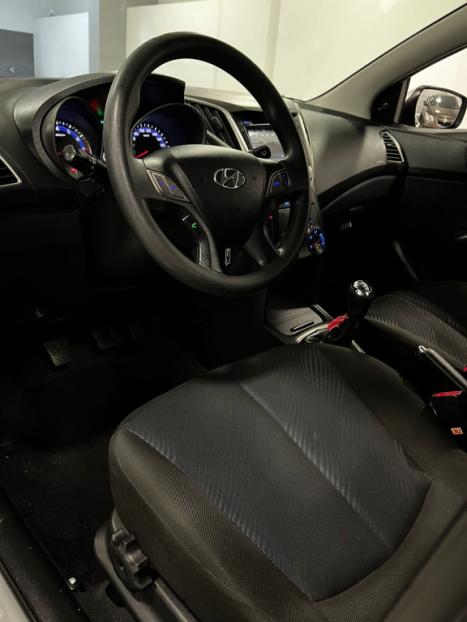 HYUNDAI HB 20 Hatch 1.6 16V 4P COMFORT STYLE FLEX, Foto 14